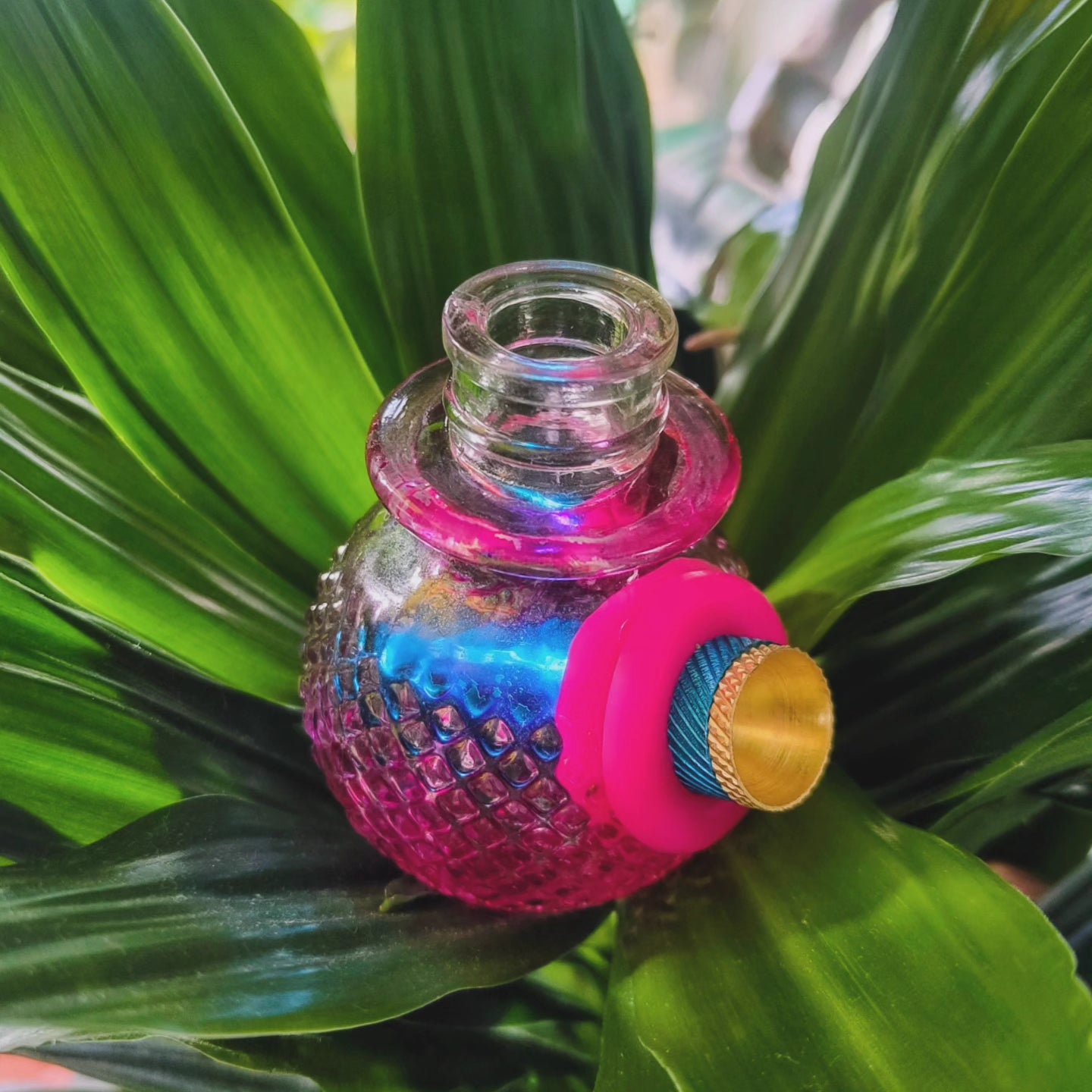 vintage pink crystal mini bong