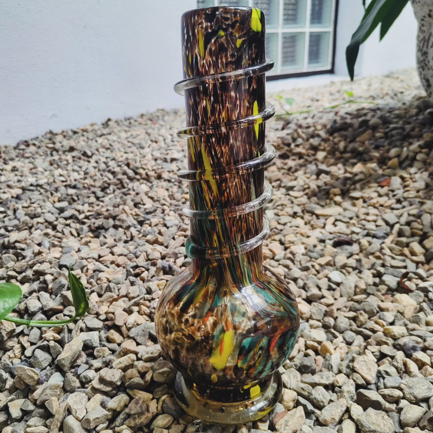 1/60 unique czechoslovakian art glass bong
