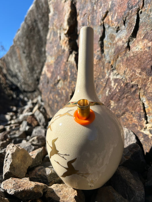 tsuru vase