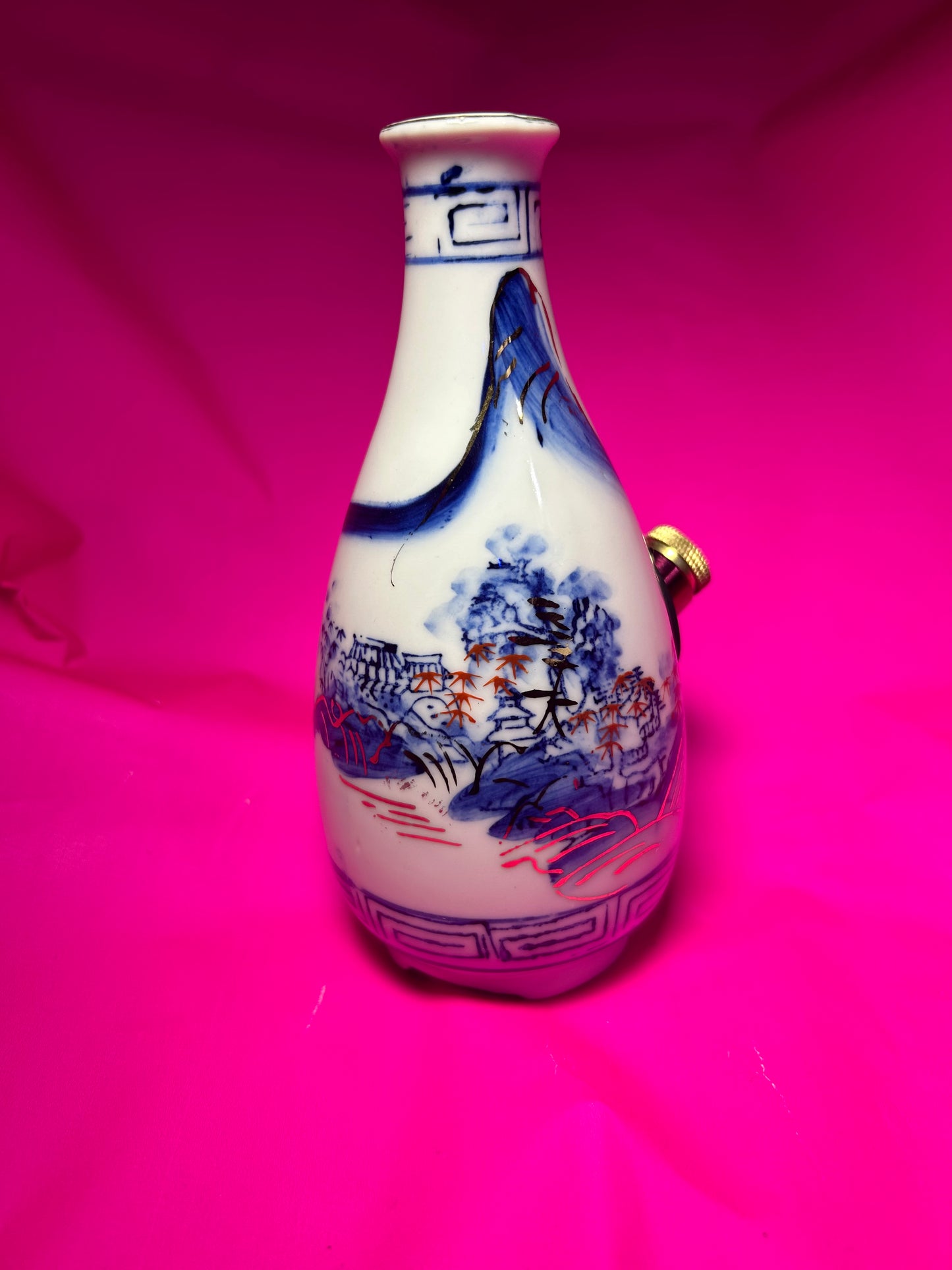 japanese sake vase