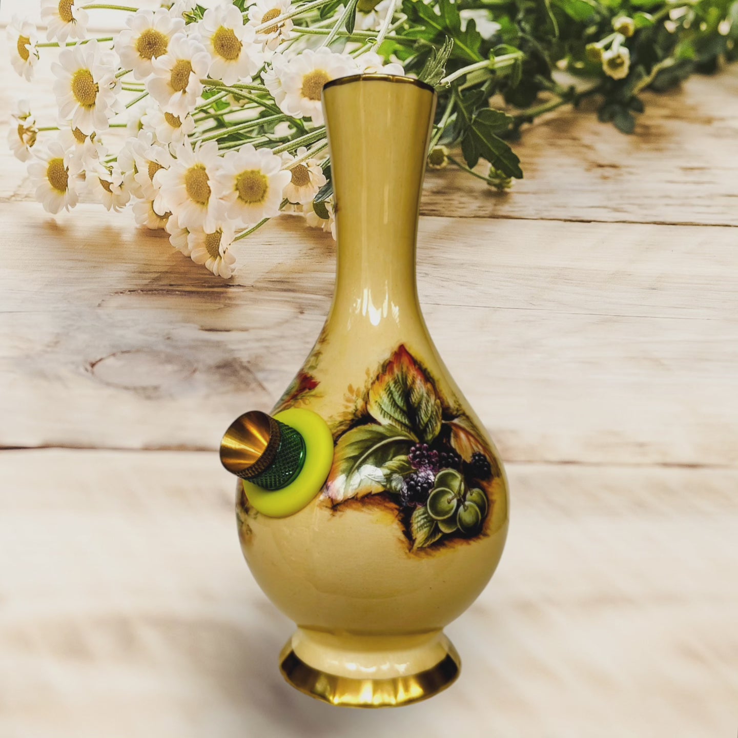 aynsley orchard gold bus vase bongo