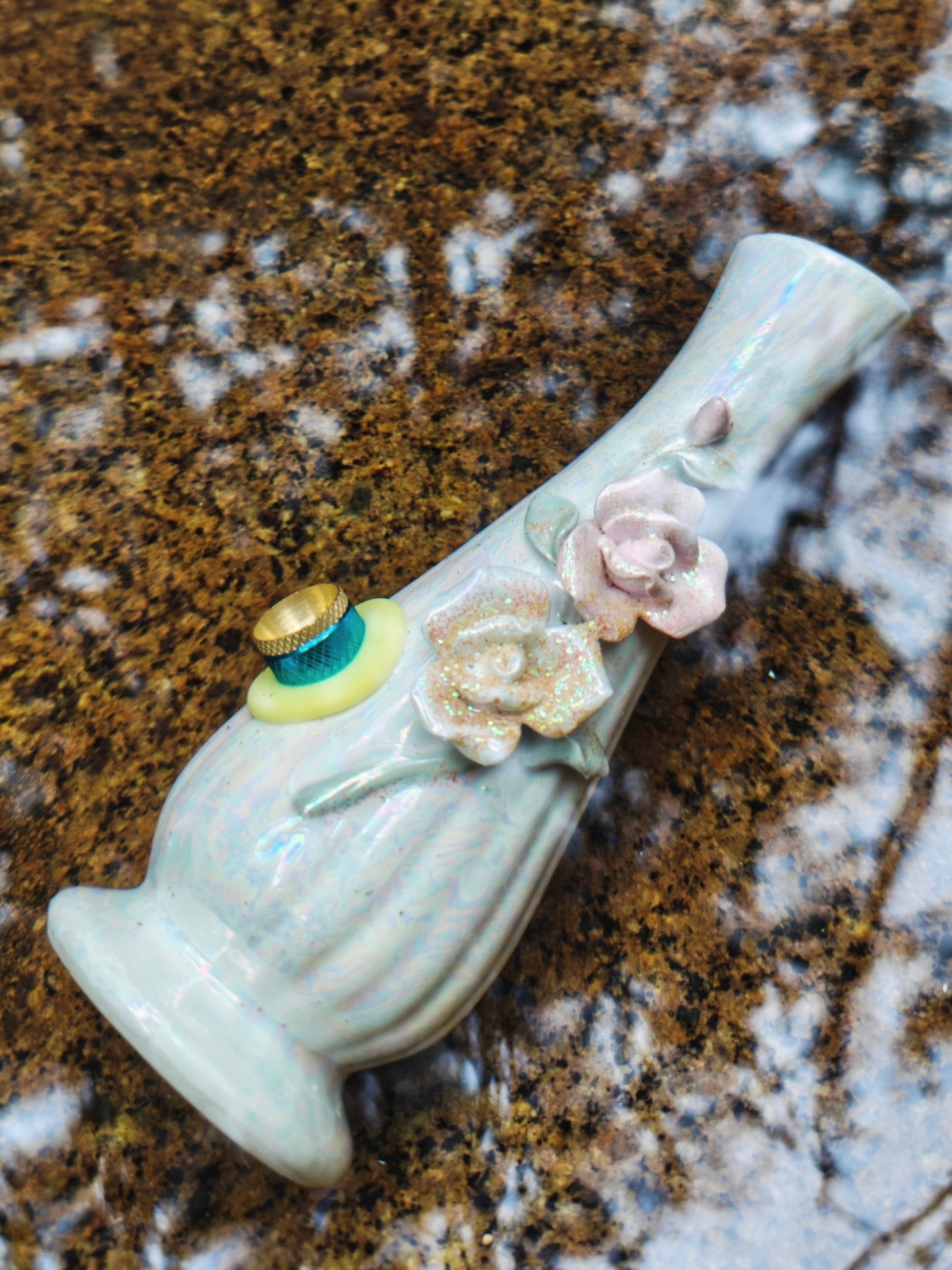 1940s made in japan iridescent floral glitter vase bong