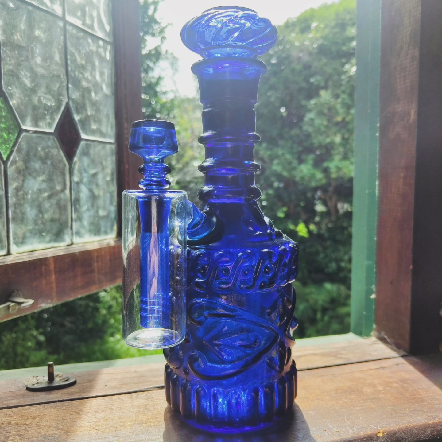 cobalt blue jim beam decanter bong with gatorbeug ash catcher