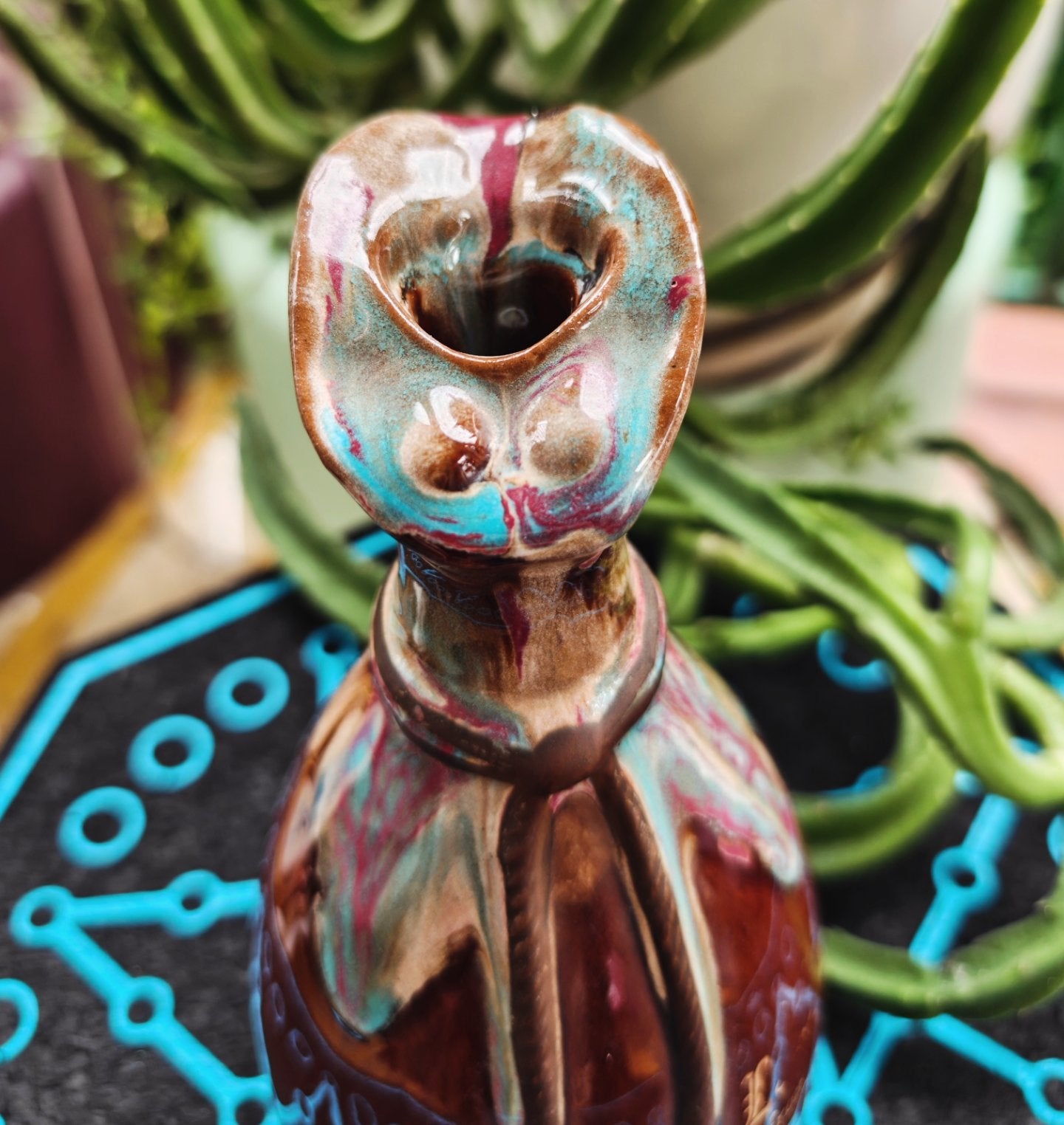 lady luck of brisbane ceramic bong with pink crescent moon bowl