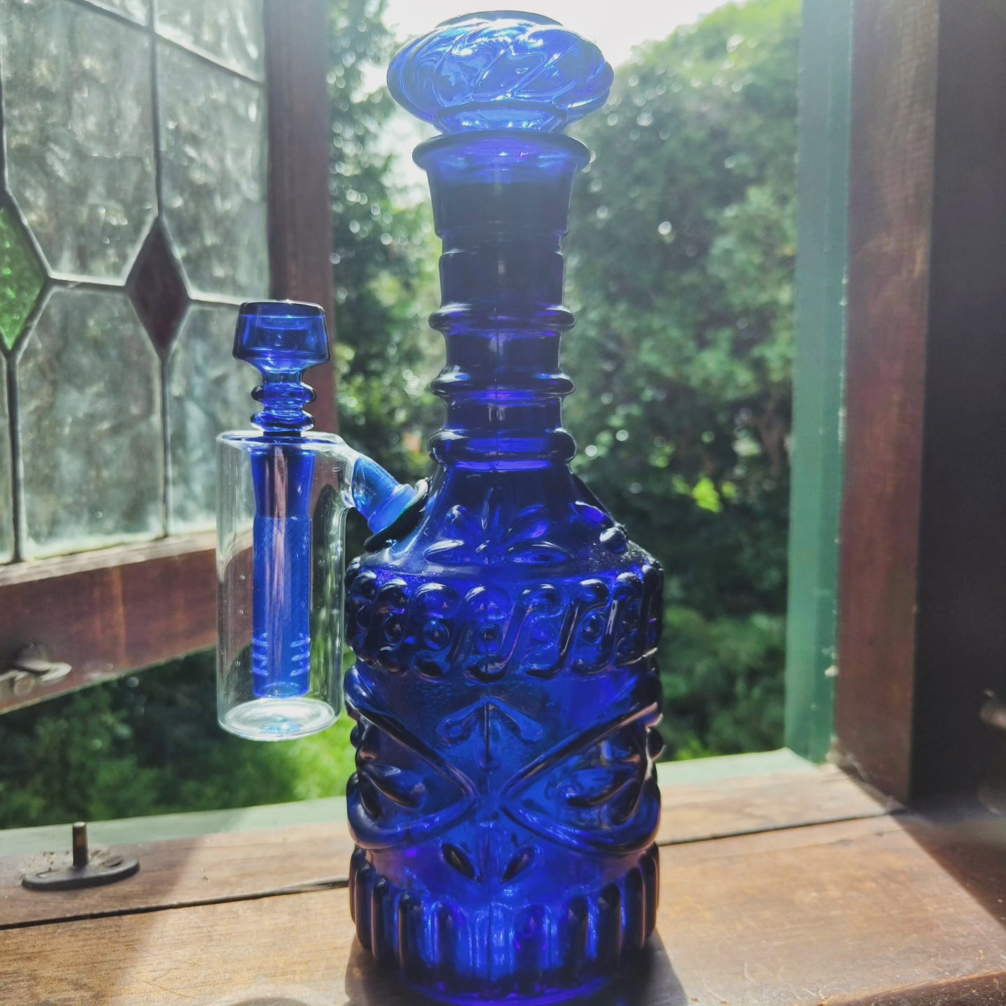 cobalt blue jim beam decanter bong with gatorbeug ash catcher