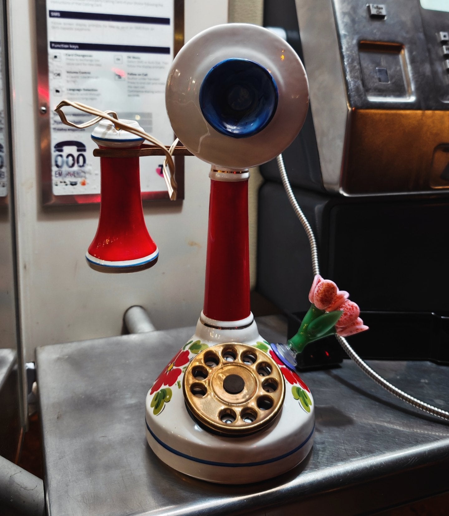 ultra rare 1973 french garnier yankee doodle phone bong