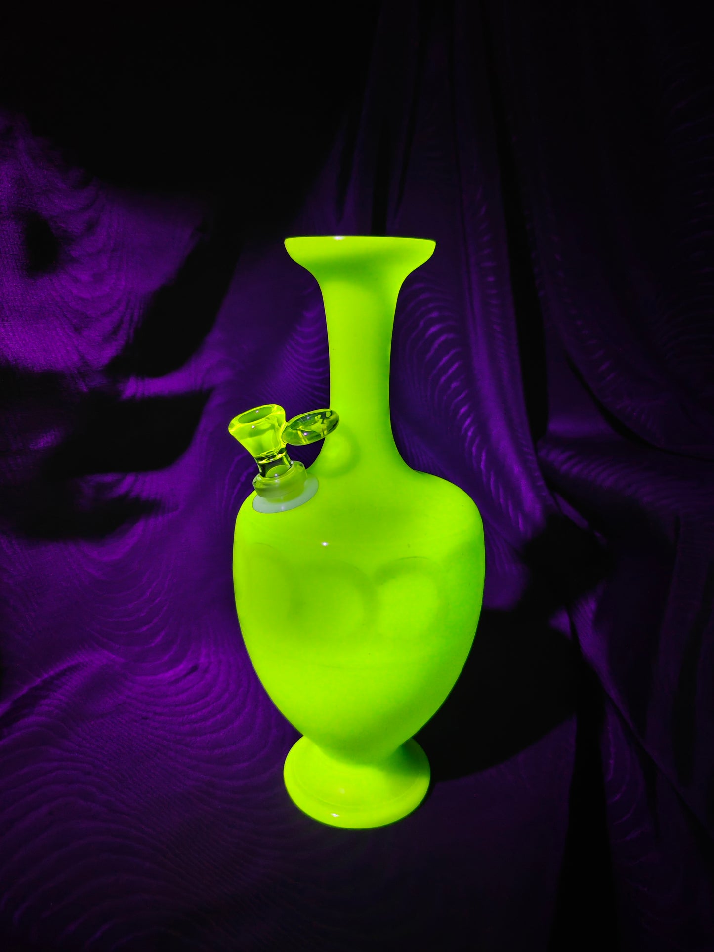 1890s french jadeite uranium glass bong with hand blown UV stem and bowl