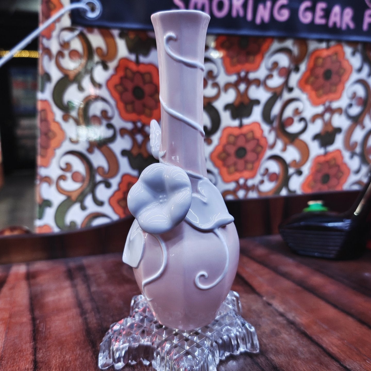 pastel pink mid centerury 3d flower vase bong