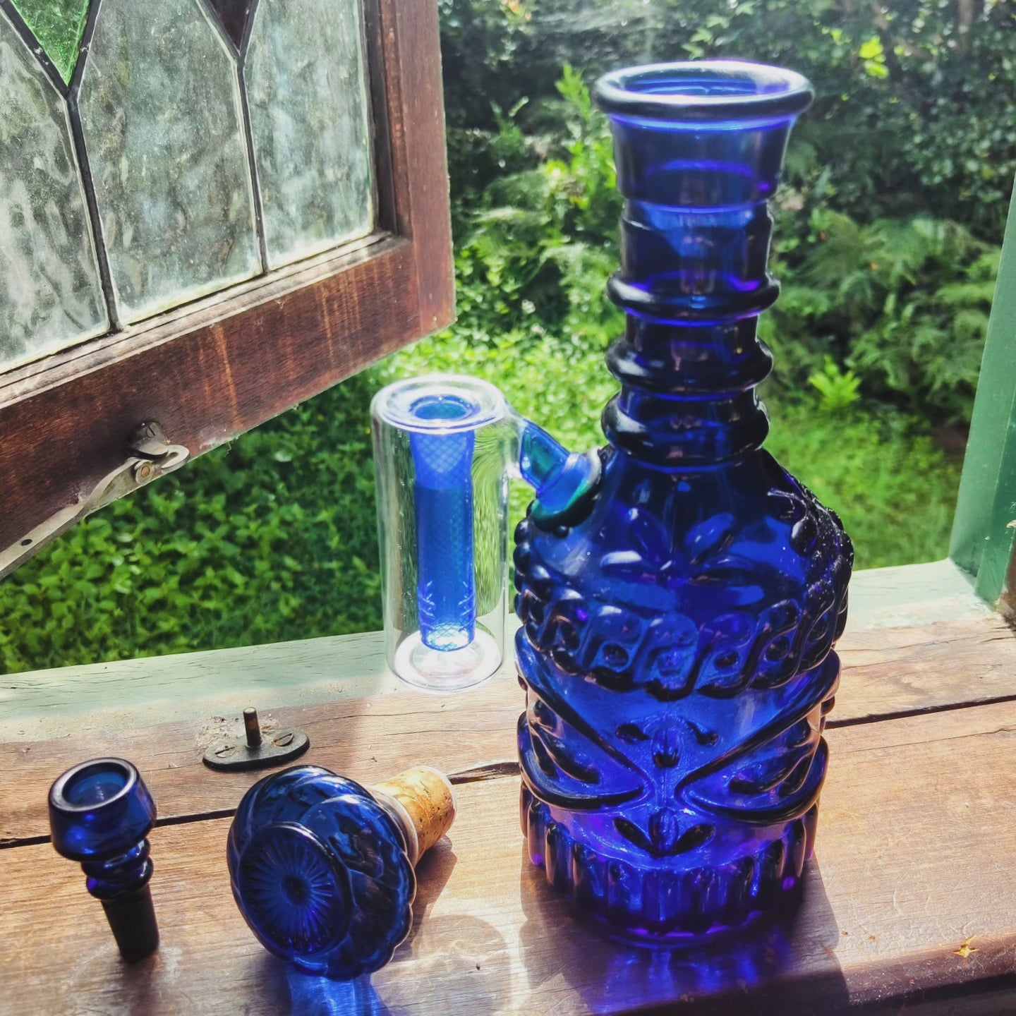 cobalt blue jim beam decanter bong with gatorbeug ash catcher